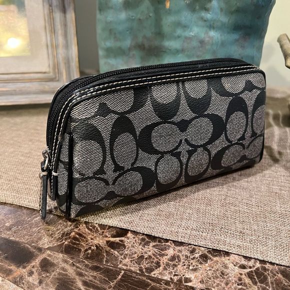 Coach Bags Coach Makeup Bag In Signature Canvas Poshmark